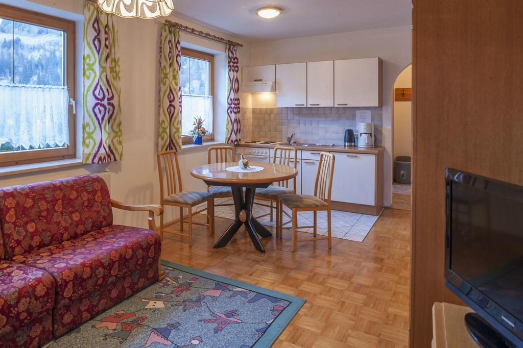 Haus Schoenegger ドルフガシュタイン 部屋 写真